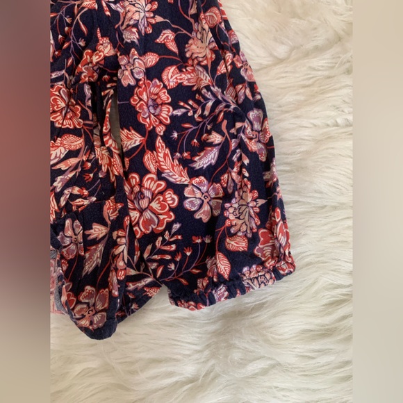 Girls old navy blouse - Picture 7 of 7